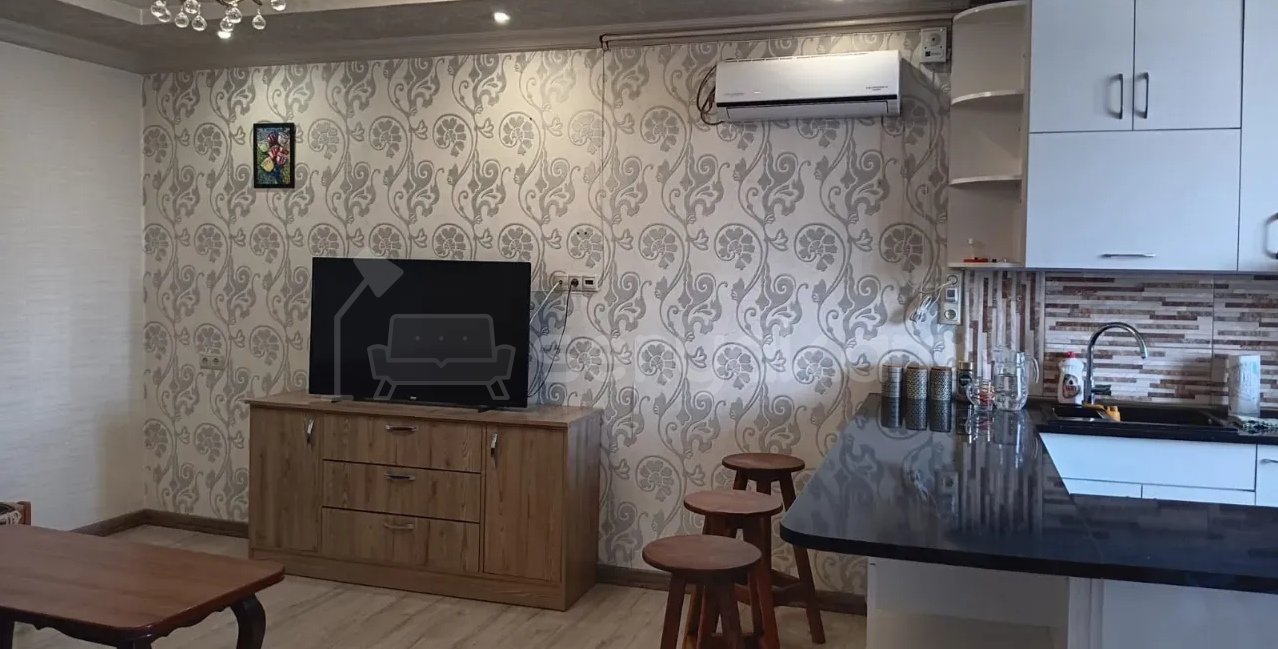 3 Սենյականոց Բնակարան, 70քմ, 8/12 հարկ, Դիզայներական Վերանորոգված, Կահավորված