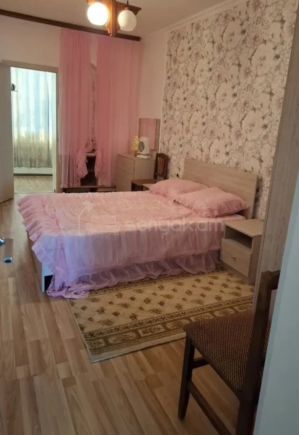 2 Սենյականոց Բնակարան Քարե Շենքում, 57քմ, 3/5 հարկ, Կապիտալ Վերանորոգված, Կահավորված