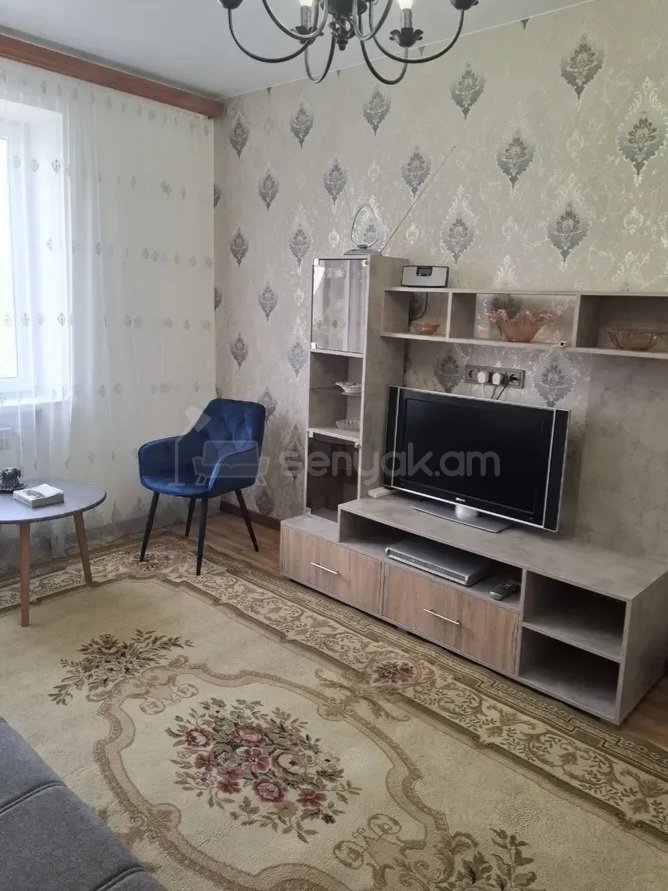 2 Սենյականոց Բնակարան Քարե Շենքում, 57քմ, 3/5 հարկ, Կապիտալ Վերանորոգված, Կահավորված