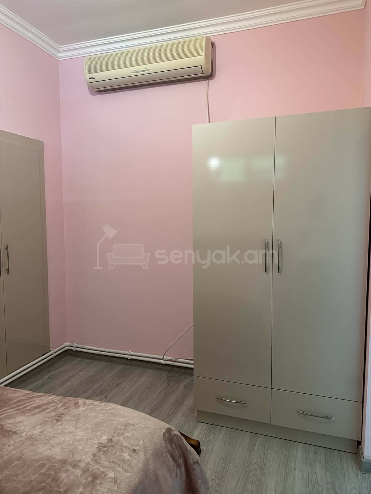 2 Սենյականոց Բնակարան Քարե Շենքում, 55քմ, 1/1 հարկ, Կոսմետիկ Վերանորոգված, Կահավորված, Արևկող