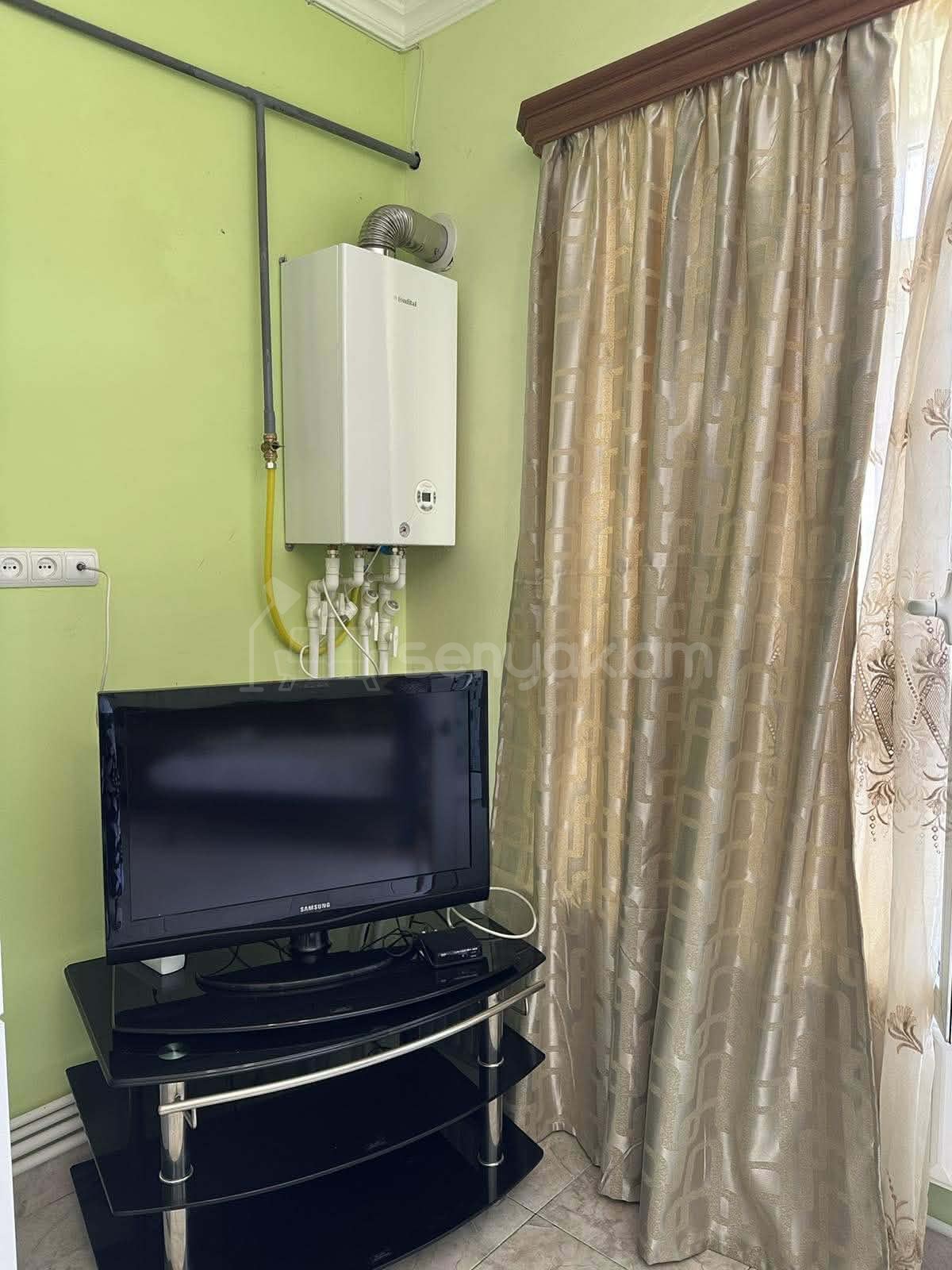 2 Սենյականոց Բնակարան Քարե Շենքում, 55քմ, 1/1 հարկ, Կոսմետիկ Վերանորոգված, Կահավորված, Արևկող