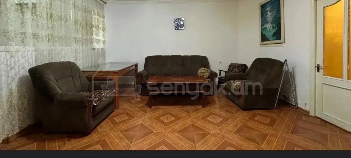 3 Սենյականոց Բնակարան Քարե Շենքում, 72քմ, 1/1 հարկ, Կապիտալ Վերանորոգված, Կահավորված