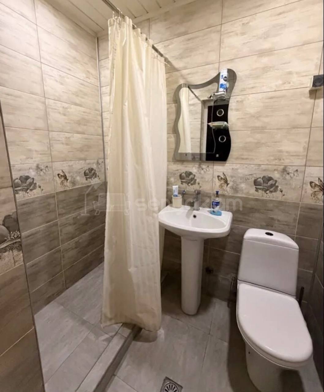 6 Սենյականոց Սեփական Տուն, 182քմ, Կապիտալ Վերանորոգված