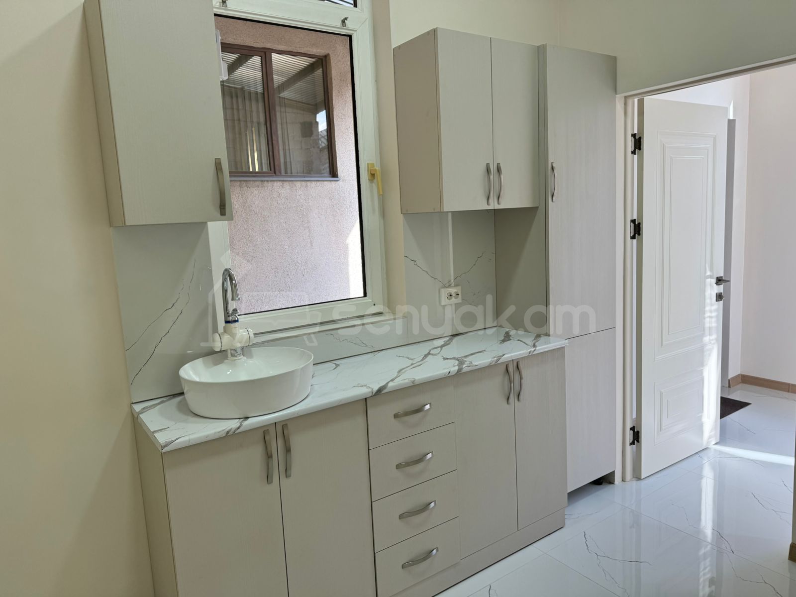 Օֆիսային Տարածք, 88քմ