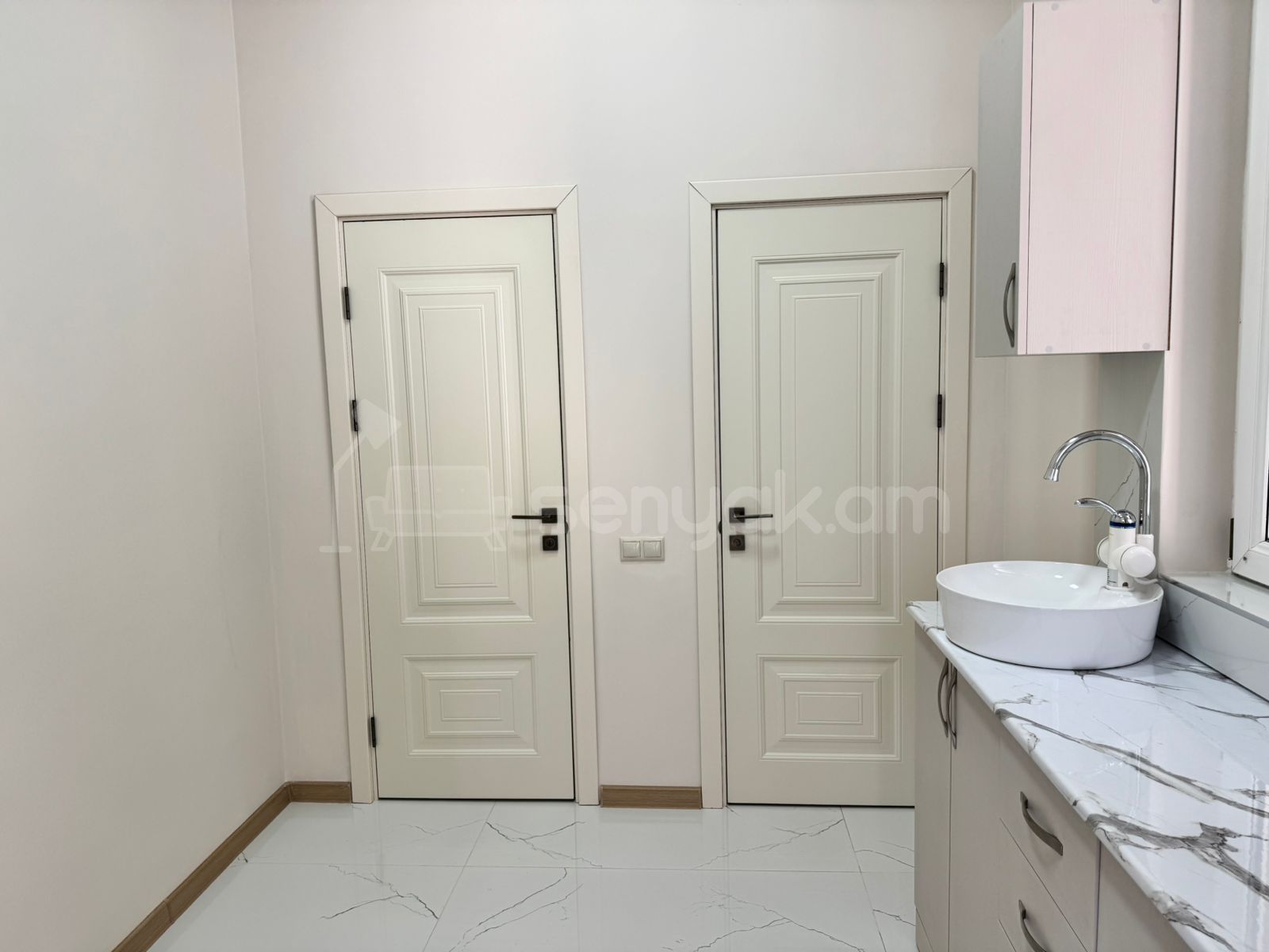 Օֆիսային Տարածք, 88քմ