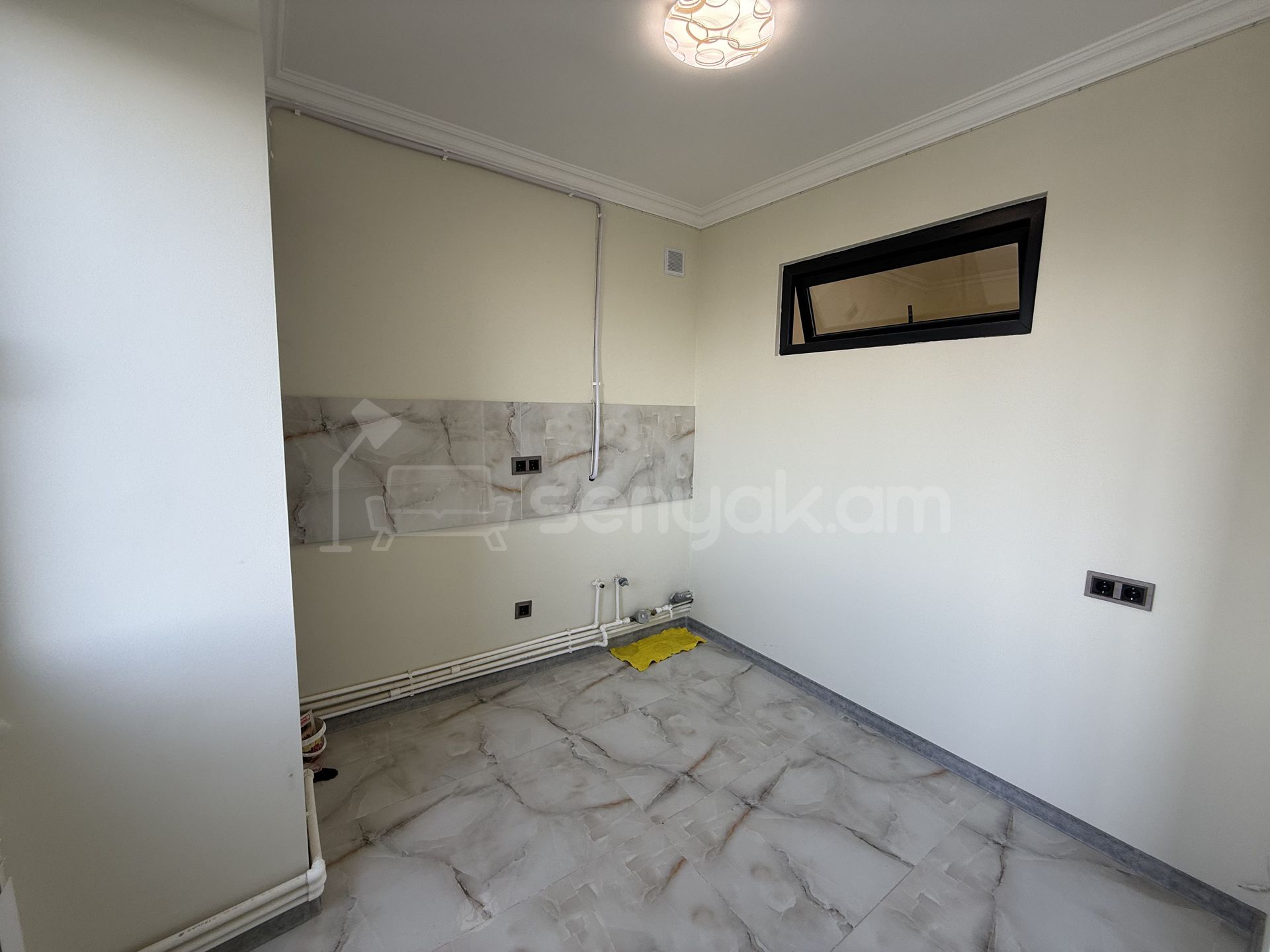 2 Սենյականոց Բնակարան, 39քմ, 3/9 հարկ, Կապիտալ Վերանորոգված