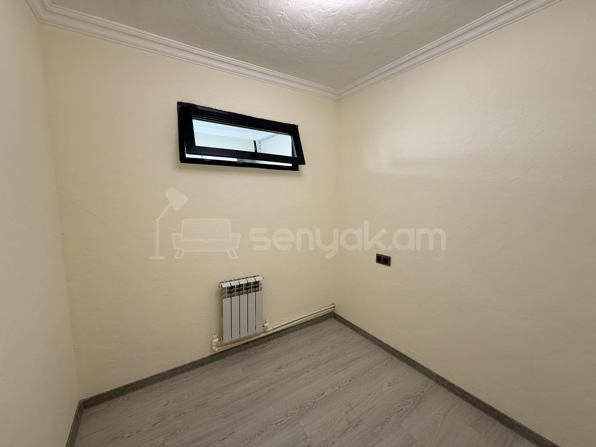 2 Սենյականոց Բնակարան, 39քմ, 3/9 հարկ, Կապիտալ Վերանորոգված