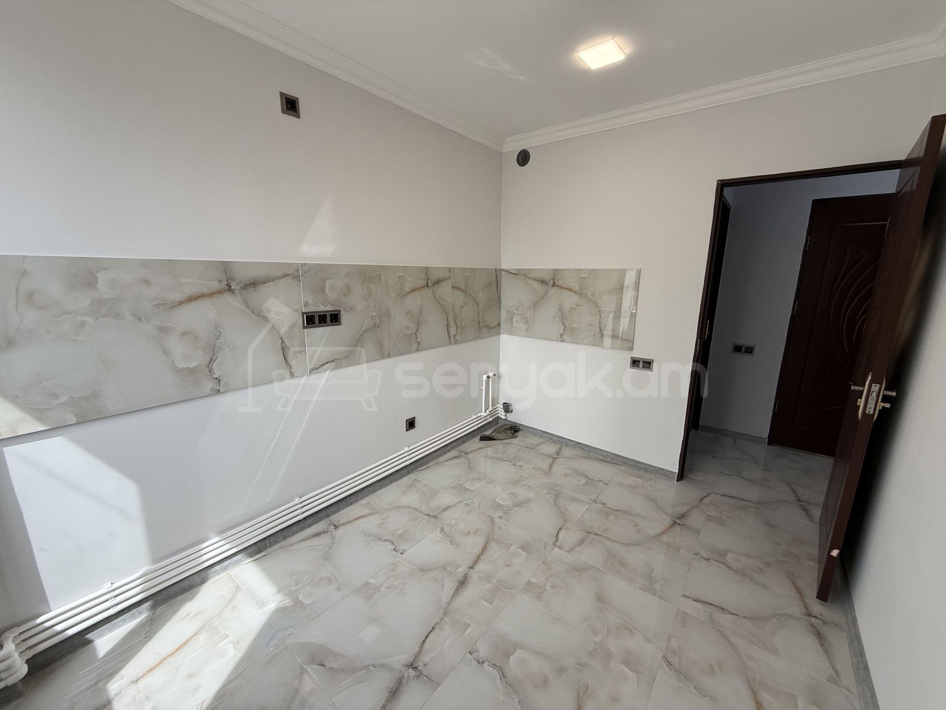 2 Սենյականոց Բնակարան, 47քմ, 3/9 հարկ, Կապիտալ Վերանորոգված