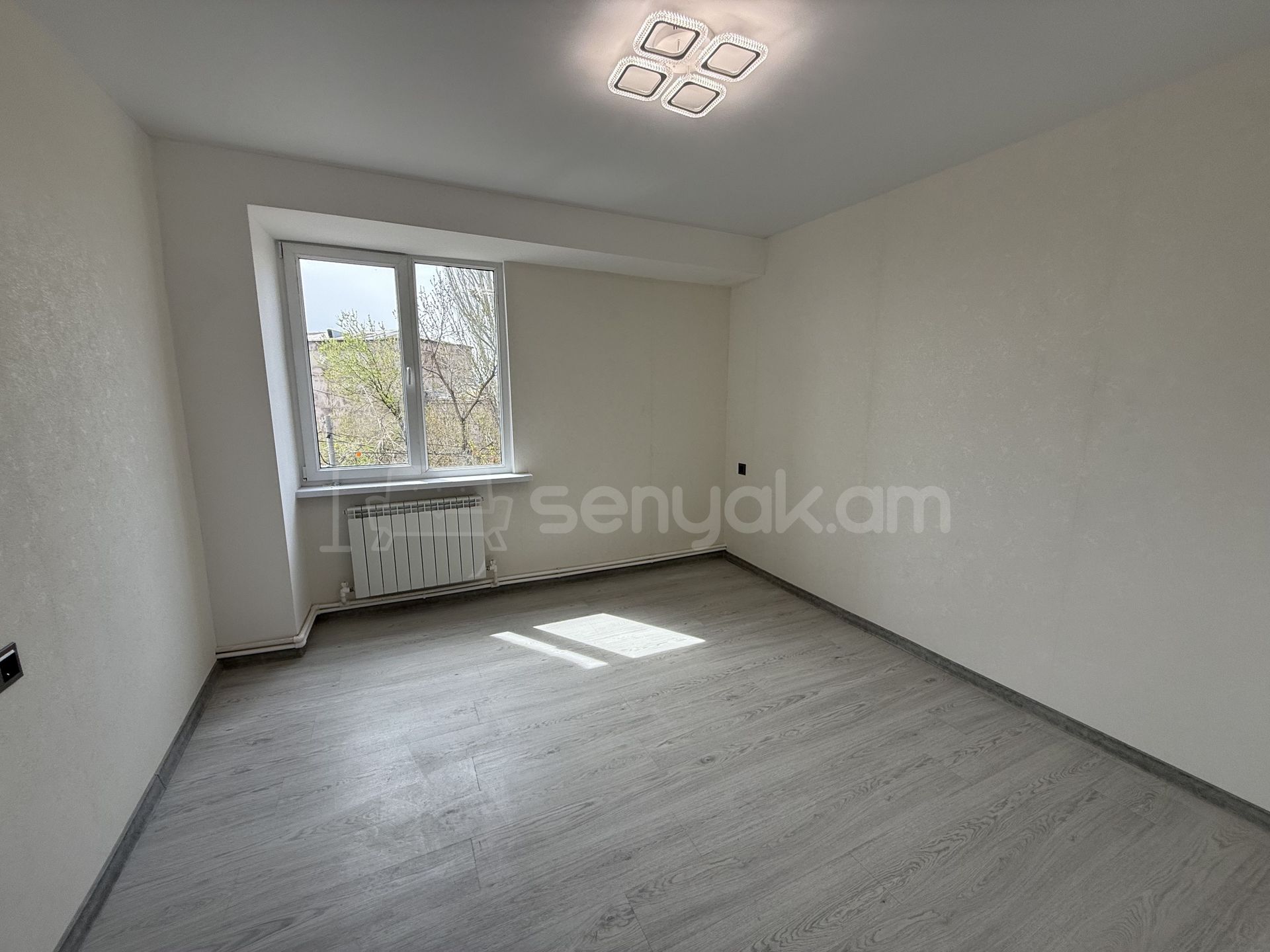 2 Սենյականոց Բնակարան, 47քմ, 3/9 հարկ, Կապիտալ Վերանորոգված