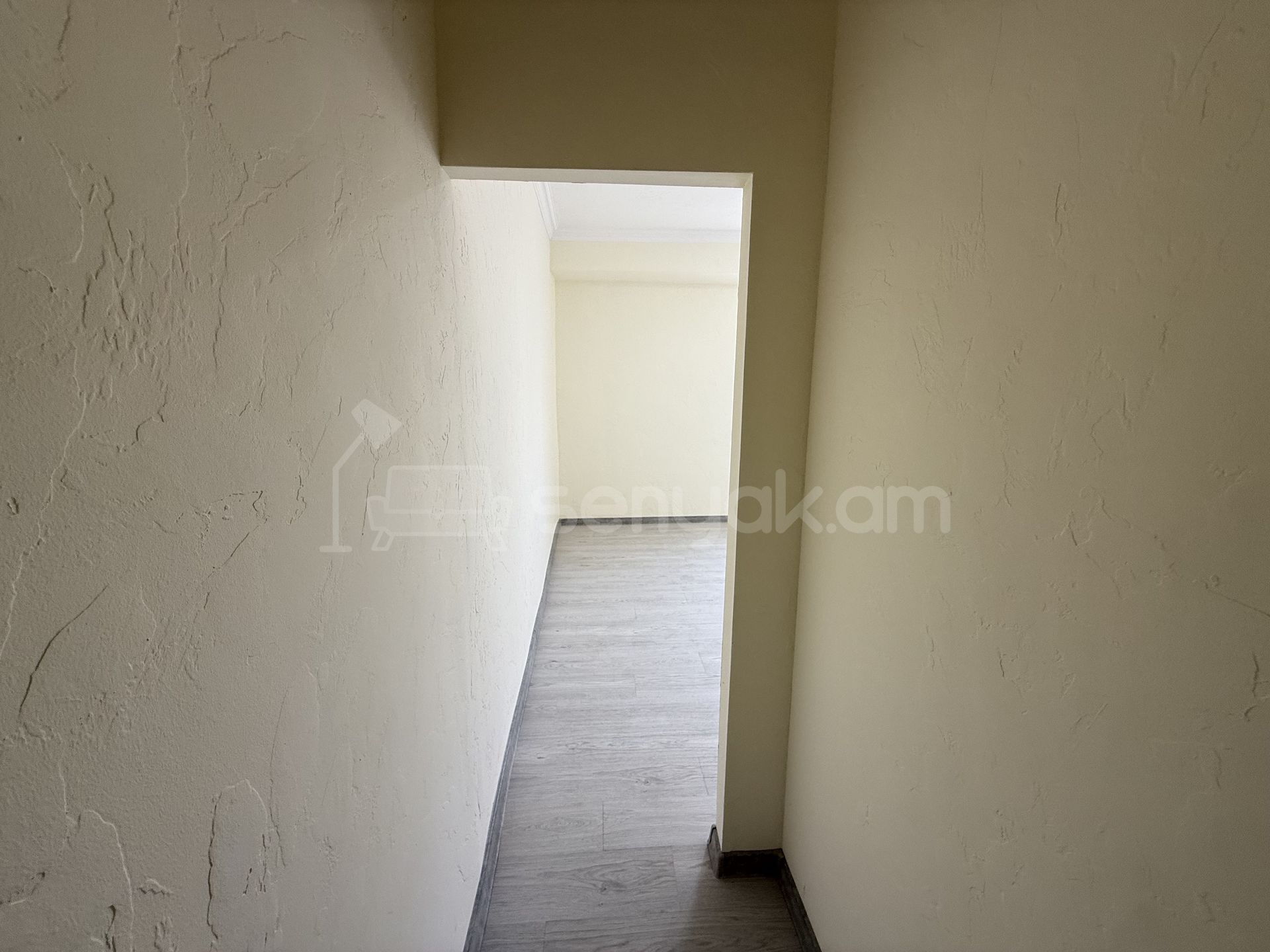 2 Սենյականոց Բնակարան, 47քմ, 3/9 հարկ, Կապիտալ Վերանորոգված