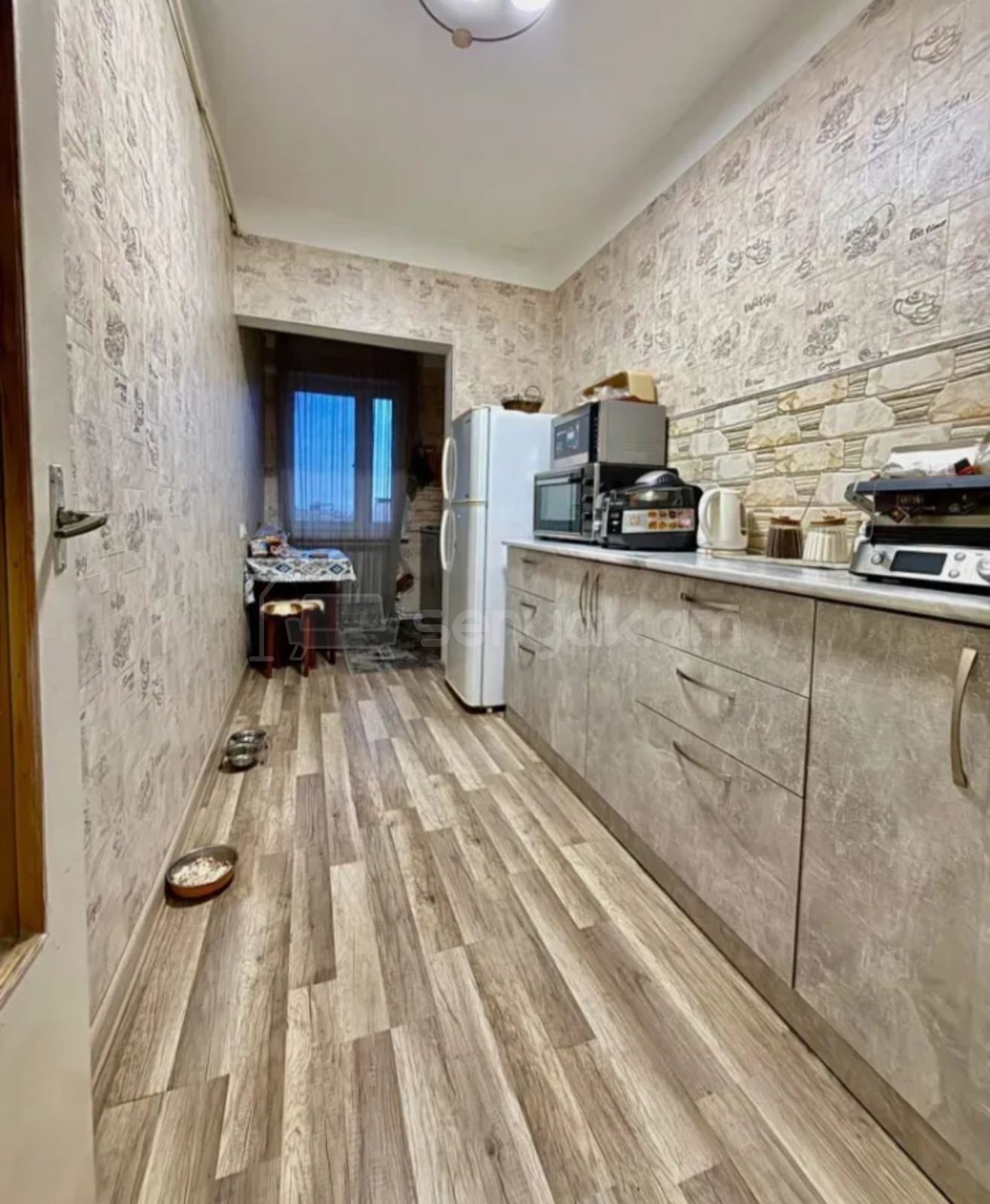 2 Սենյականոց Բնակարան, 80քմ, 1/9 հարկ, Կոսմետիկ Վերանորոգված, Կահավորված