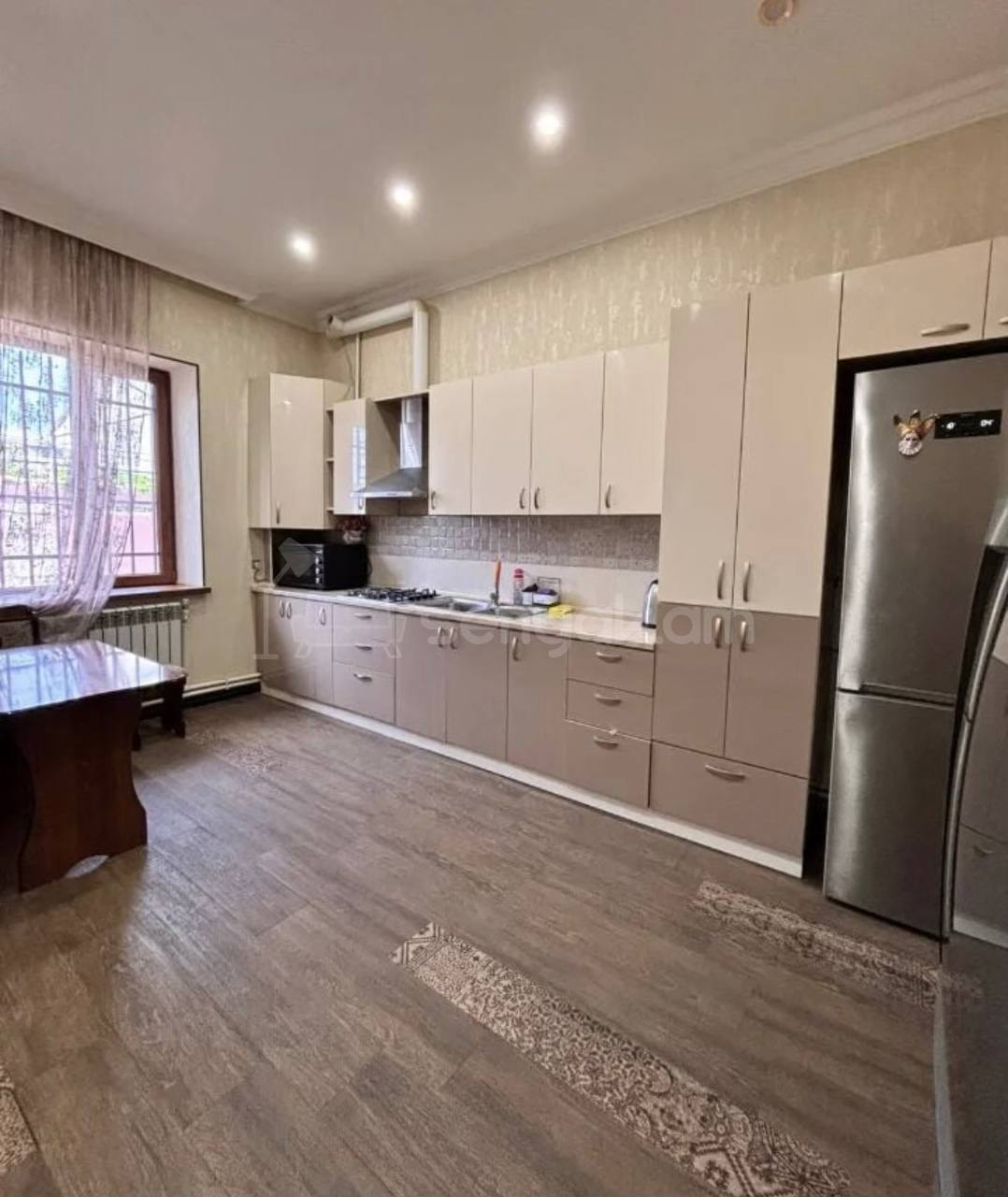 4 Սենյականոց Սեփական Տուն, 163քմ, Կապիտալ Վերանորոգված