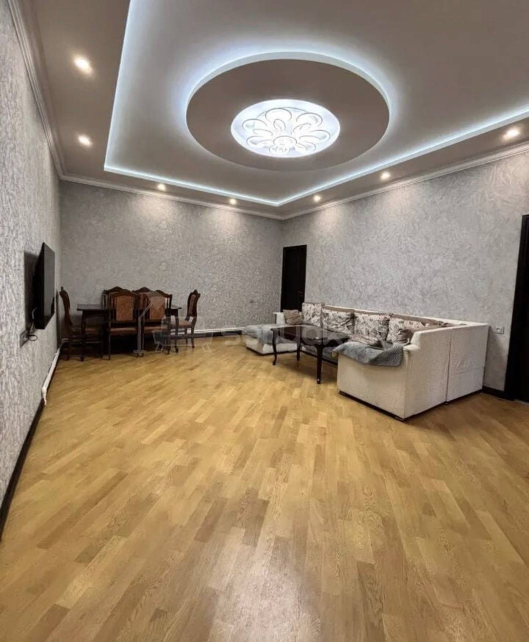 4 Սենյականոց Սեփական Տուն, 163քմ, Կապիտալ Վերանորոգված