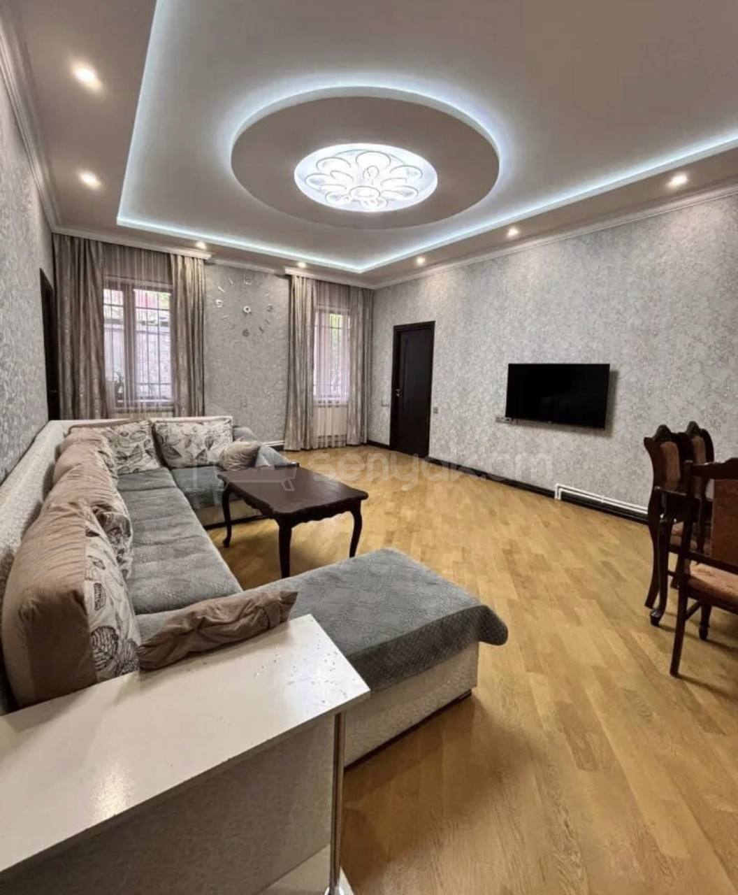 4 Սենյականոց Սեփական Տուն, 163քմ, Կապիտալ Վերանորոգված