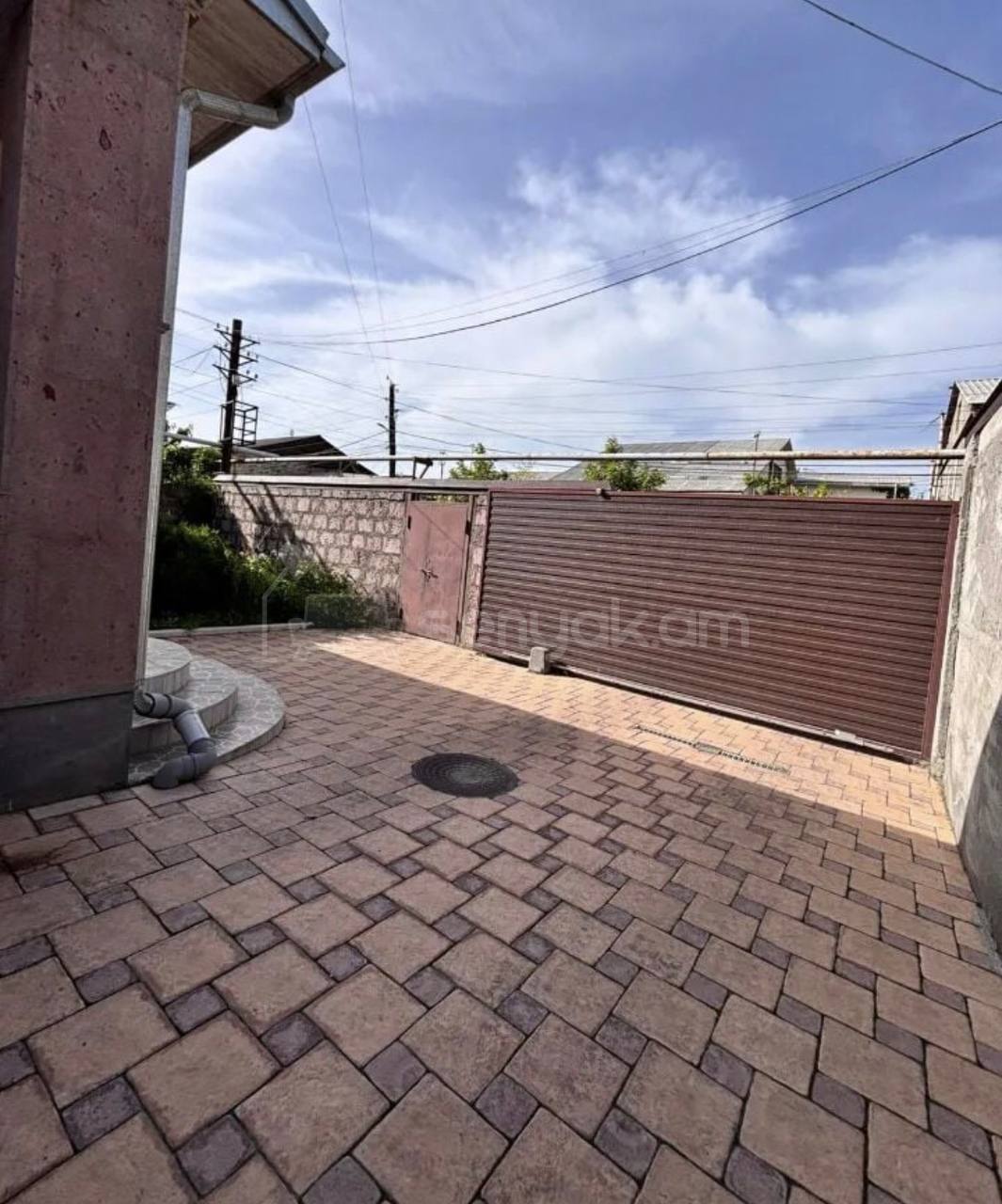 4 Սենյականոց Սեփական Տուն, 163քմ, Կապիտալ Վերանորոգված