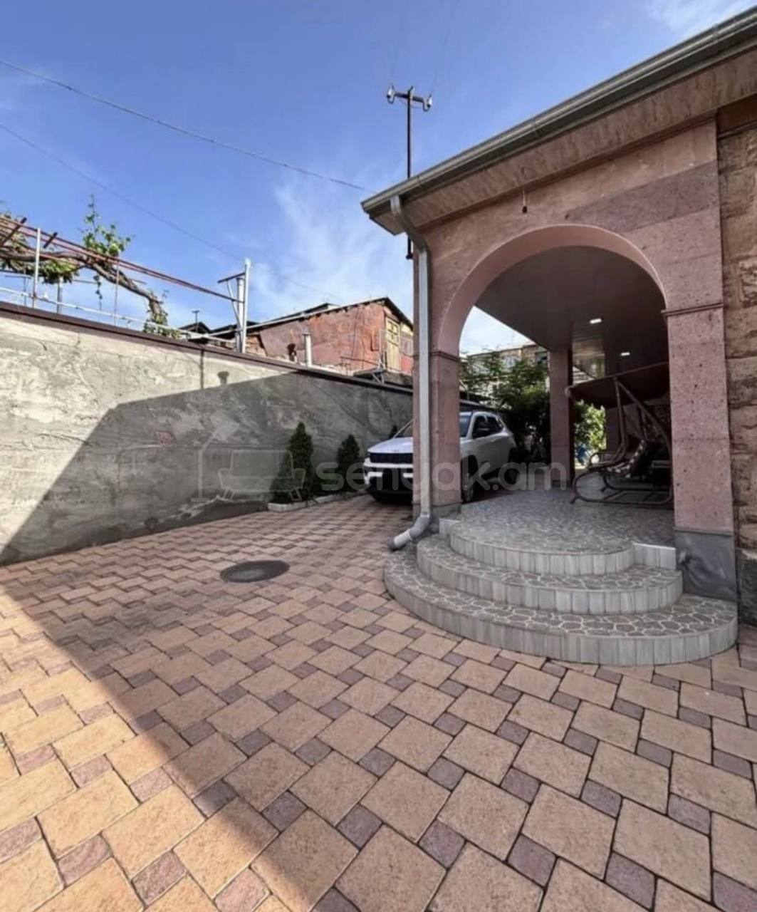 4 Սենյականոց Սեփական Տուն, 163քմ, Կապիտալ Վերանորոգված