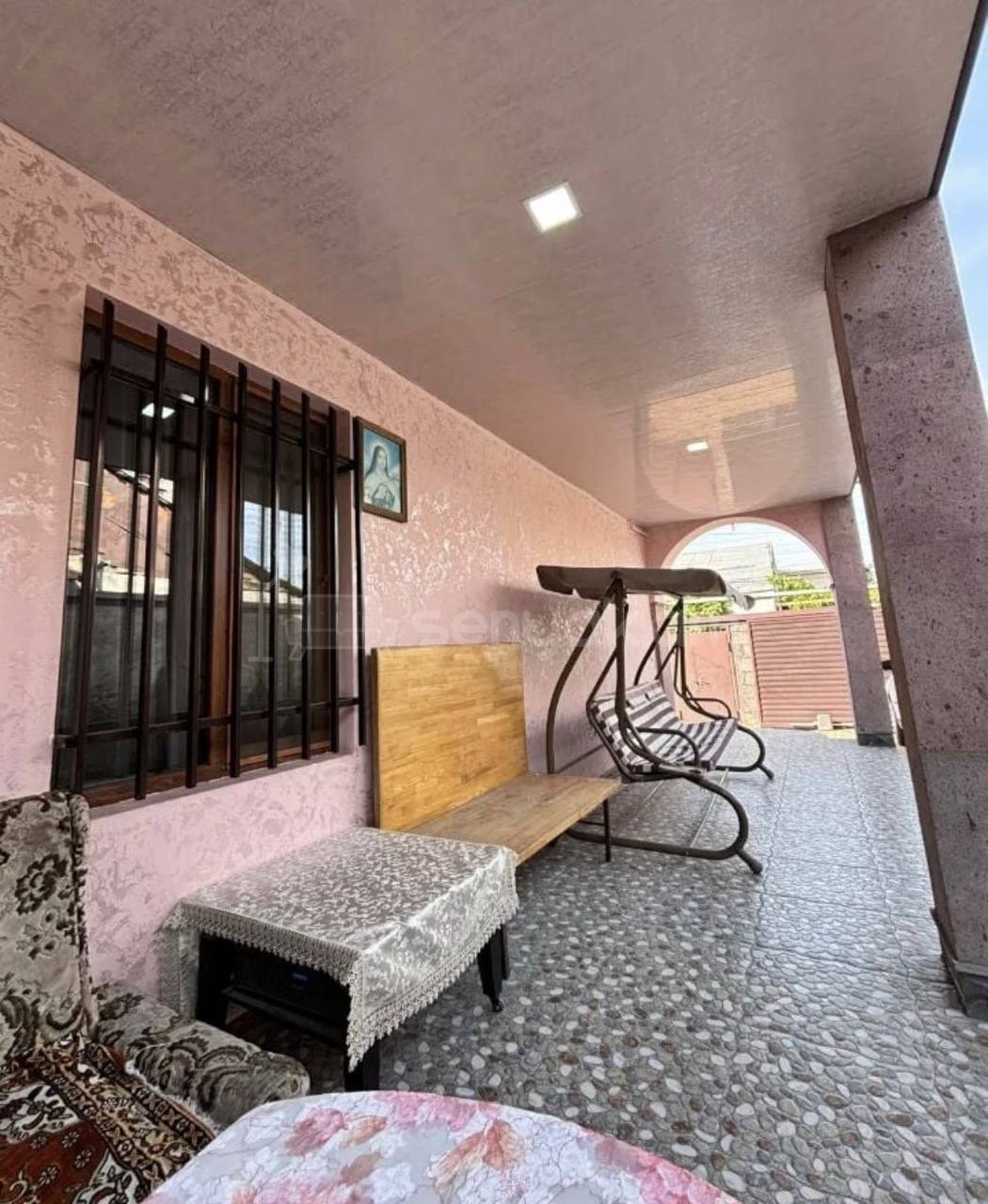 4 Սենյականոց Սեփական Տուն, 163քմ, Կապիտալ Վերանորոգված