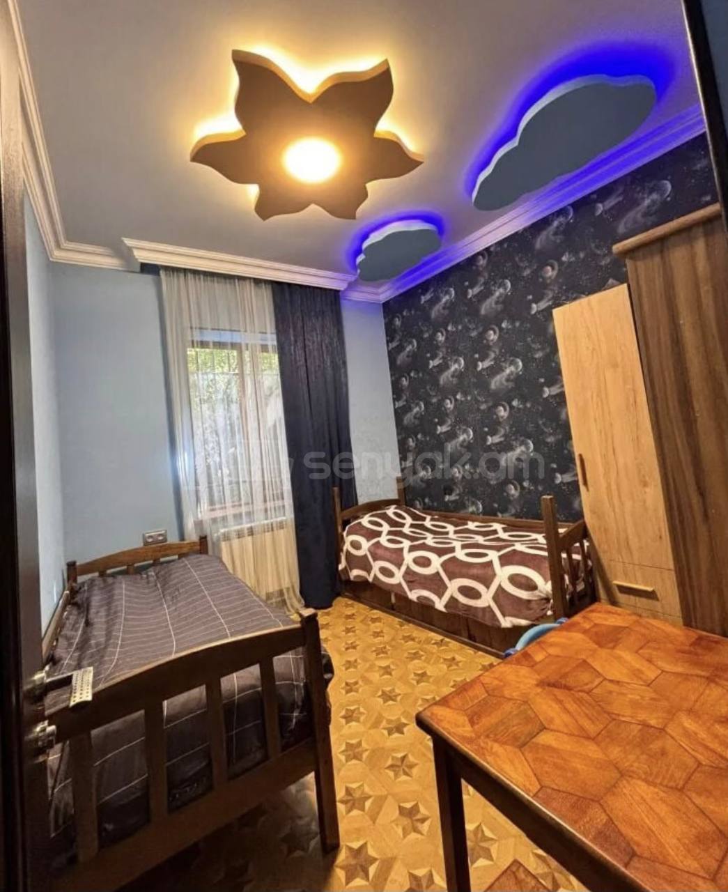 4 Սենյականոց Սեփական Տուն, 163քմ, Կապիտալ Վերանորոգված