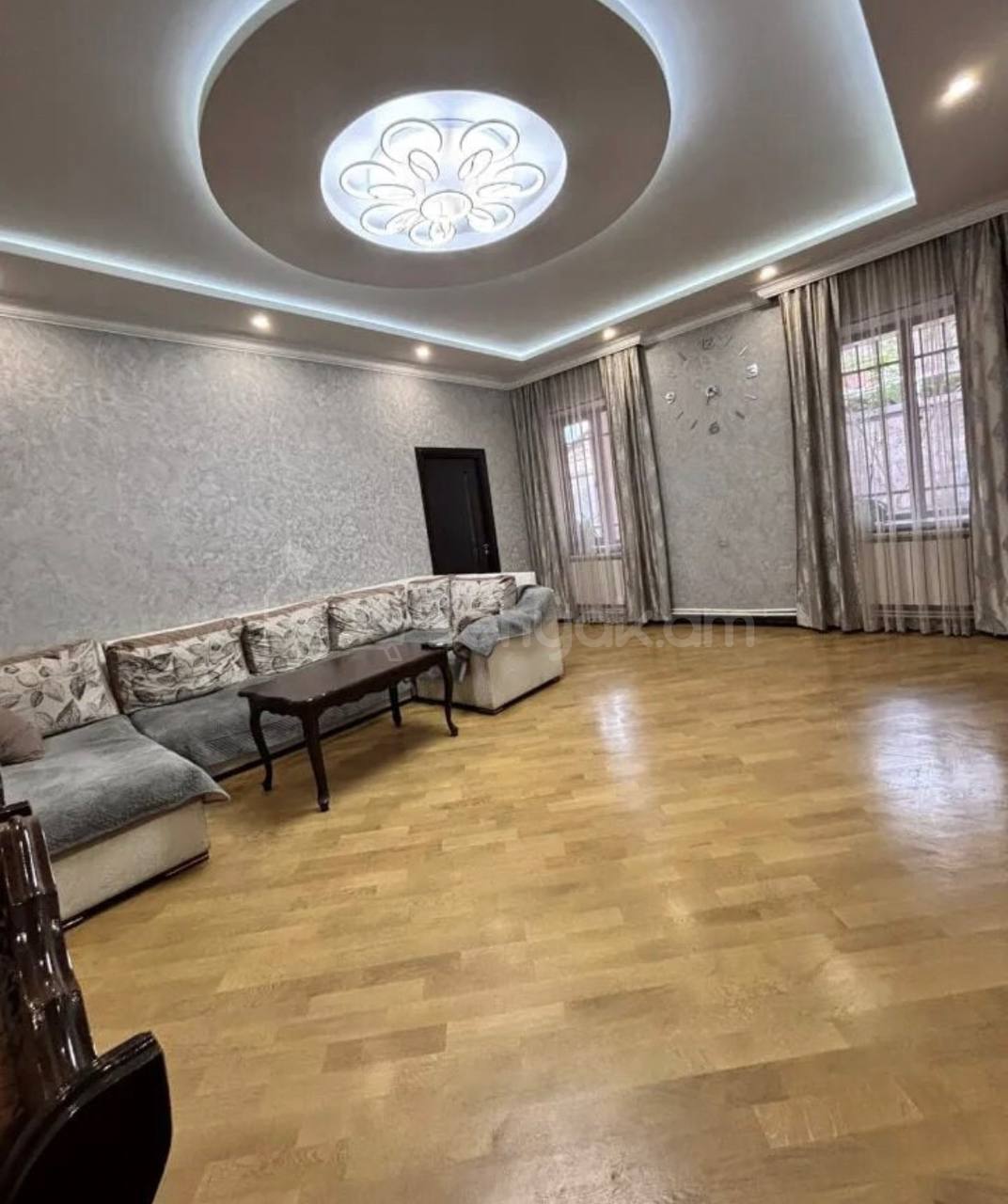 4 Սենյականոց Սեփական Տուն, 163քմ, Կապիտալ Վերանորոգված