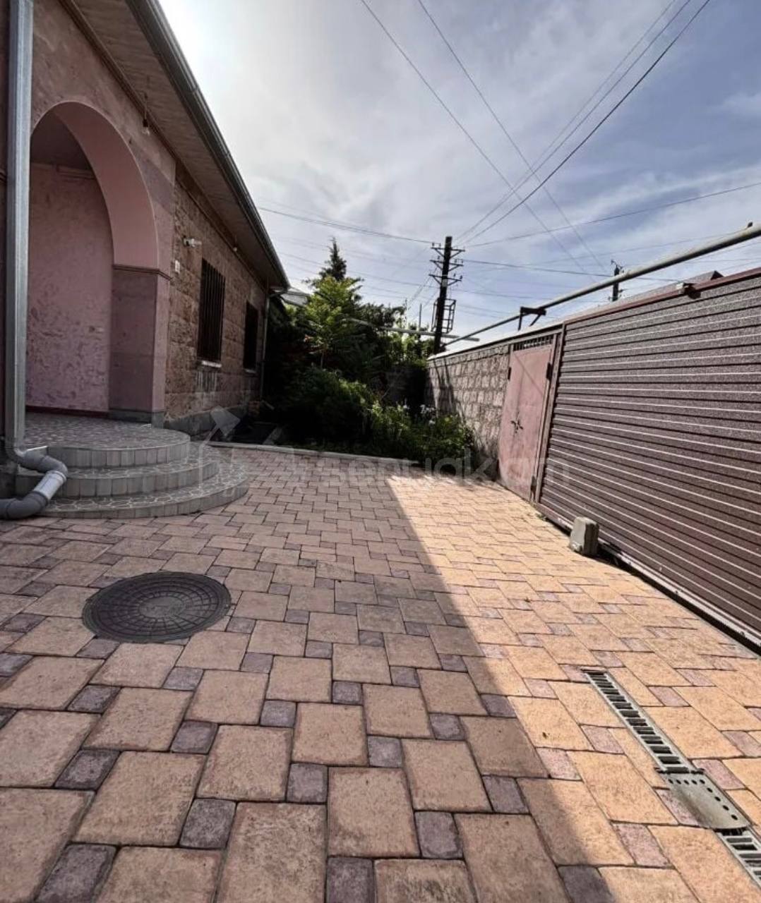 4 Սենյականոց Սեփական Տուն, 163քմ, Կապիտալ Վերանորոգված