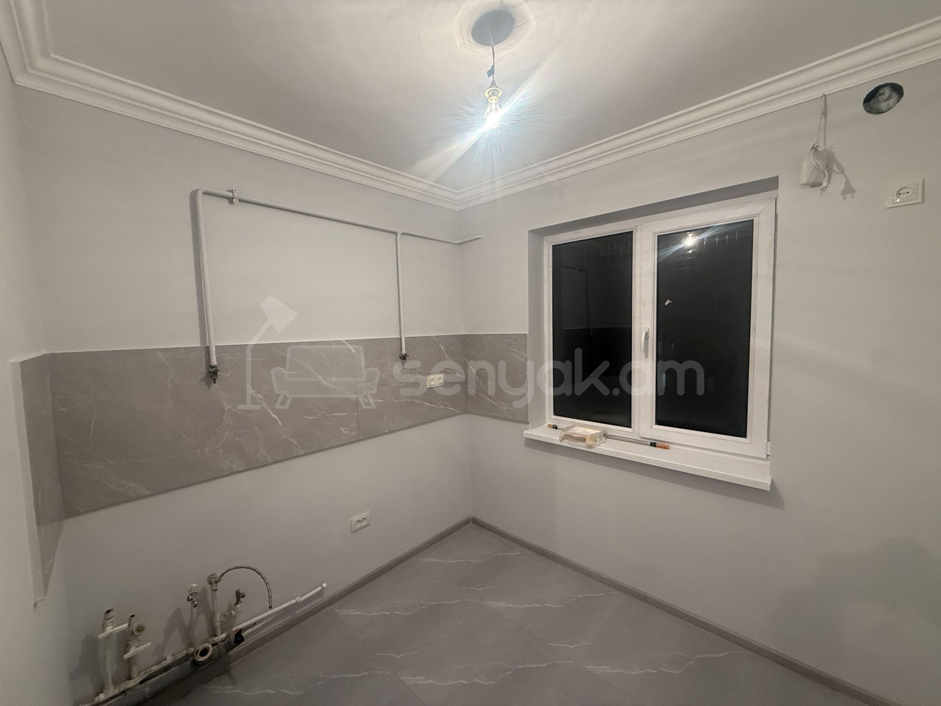 2 Սենյականոց Բնակարան, 42քմ, 4/4 հարկ, Կապիտալ Վերանորոգված