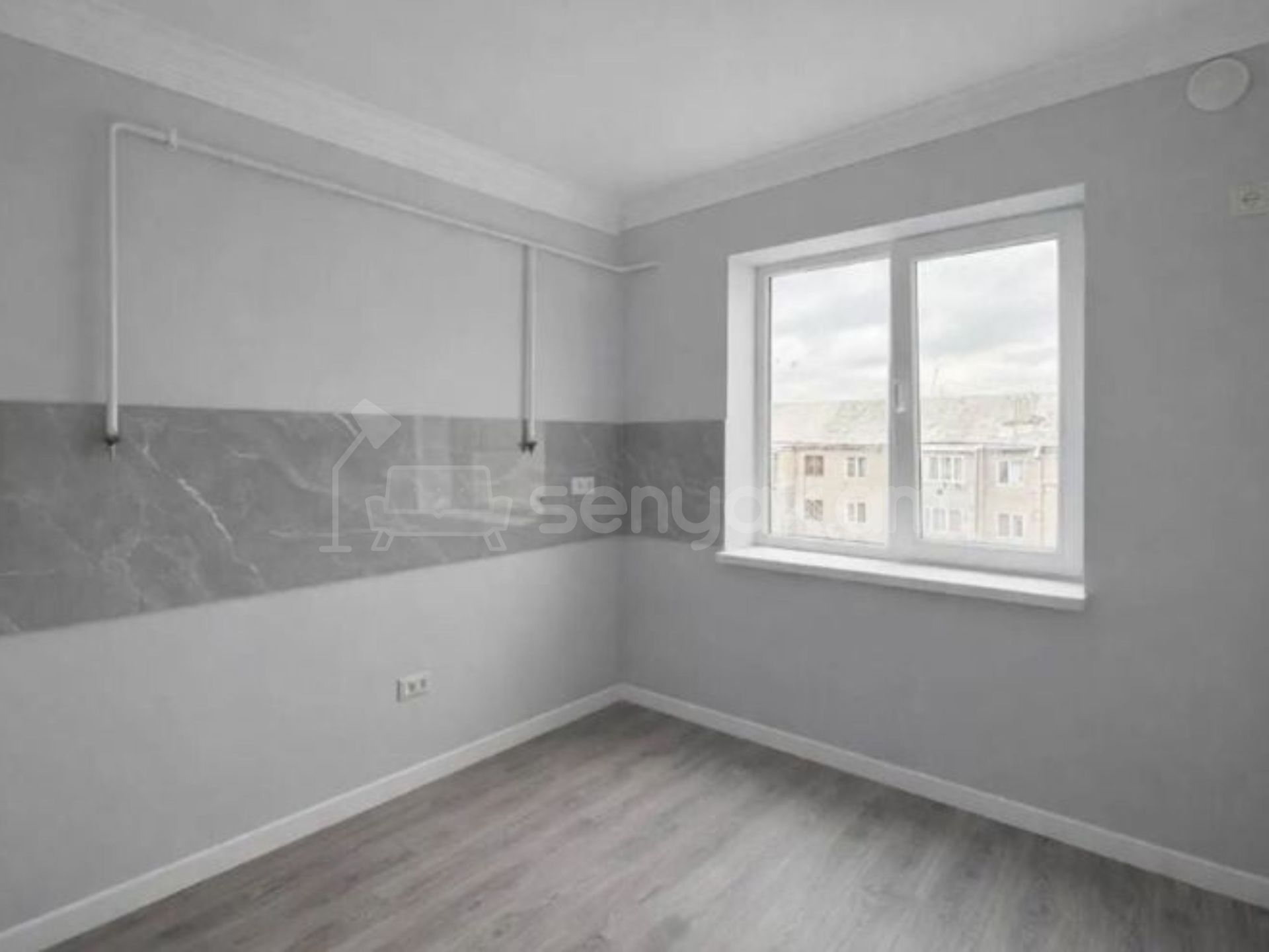 2 Սենյականոց Բնակարան, 42քմ, 4/4 հարկ, Կապիտալ Վերանորոգված