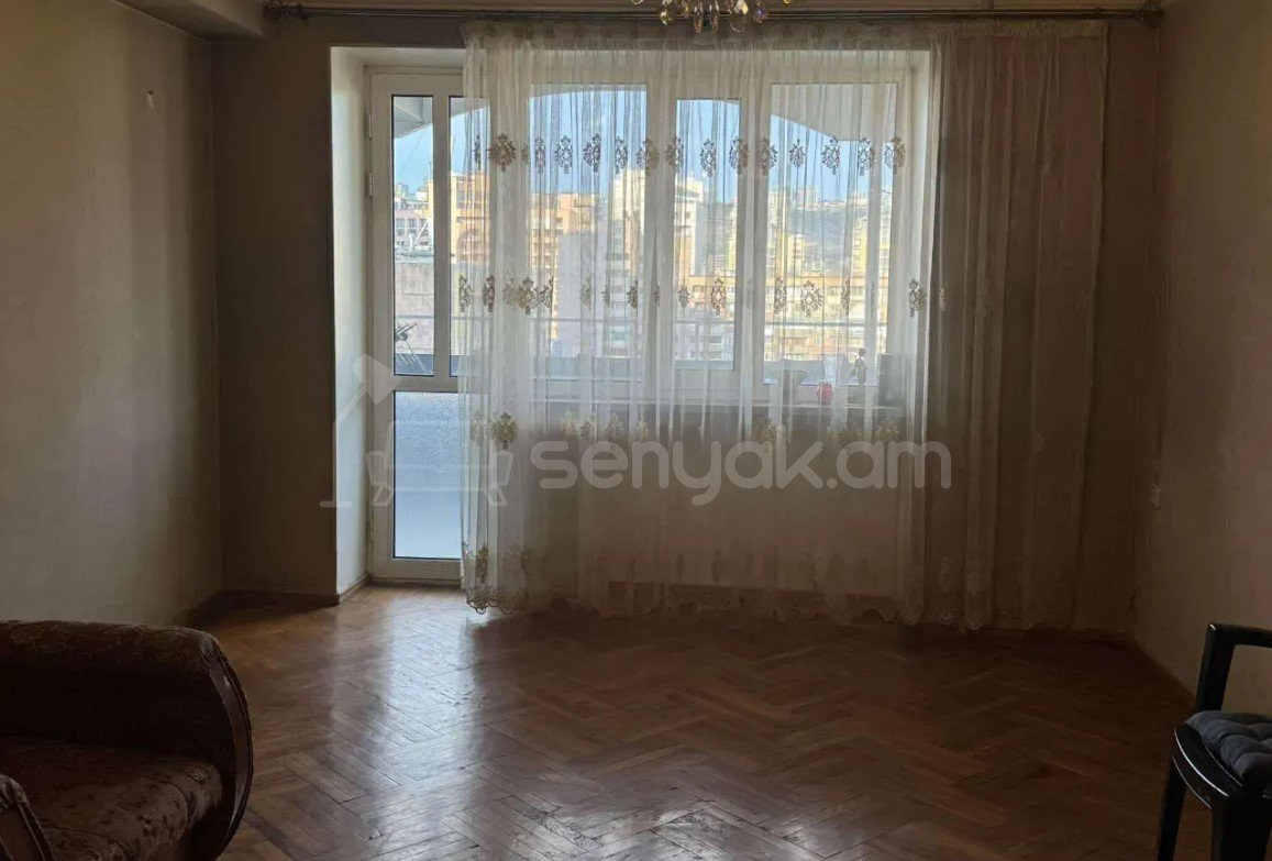 4 Սենյականոց Բնակարան, 110քմ, 13/13 հարկ, Նորմալ Վիճակում, Կահավորված