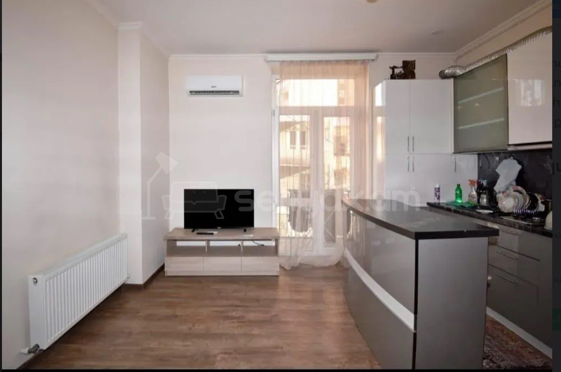 2 Սենյականոց Բնակարան Քարե Շենքում, 40քմ, 3/4 հարկ, Կապիտալ Վերանորոգված, Կահավորված