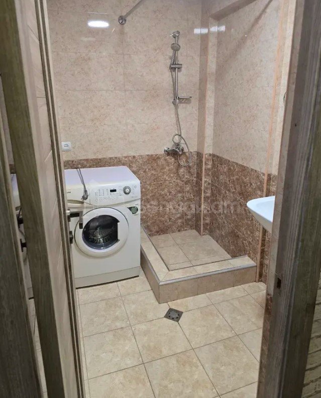 2 Սենյականոց Բնակարան, 50քմ, 9/9 հարկ, Կապիտալ Վերանորոգված, Կահավորված