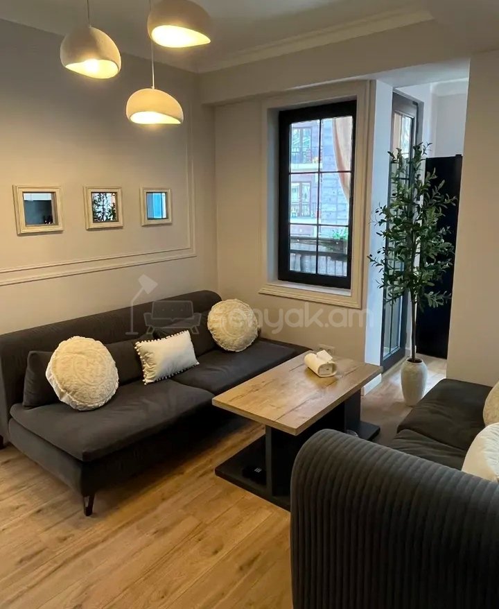 3 Սենյականոց Բնակարան, 78քմ, 3/14 հարկ, Կապիտալ Վերանորոգված