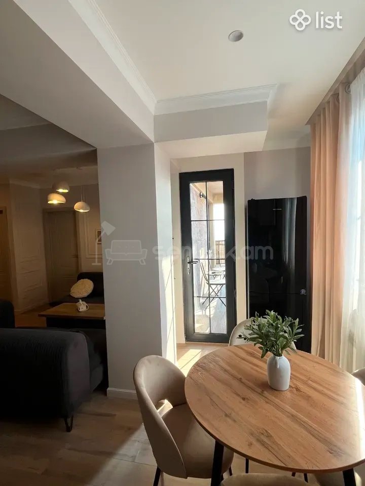 3 Սենյականոց Բնակարան, 78քմ, 3/14 հարկ, Կապիտալ Վերանորոգված