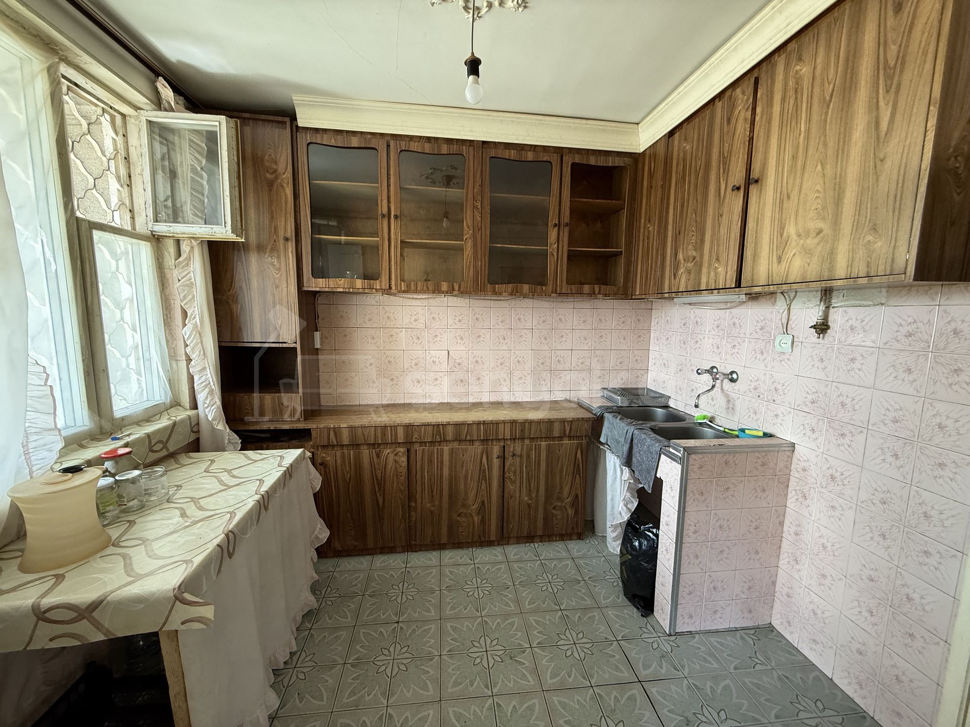 7 Սենյականոց Սեփական Տուն, 155քմ, Կոսմետիկ Վերանորոգված, Ավտոտնակով