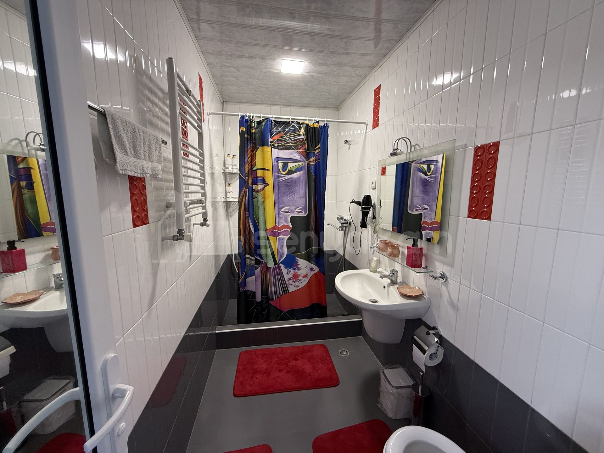 Կոմերցիոն Տարածք, 400քմ, Կապիտալ Վերանորոգված