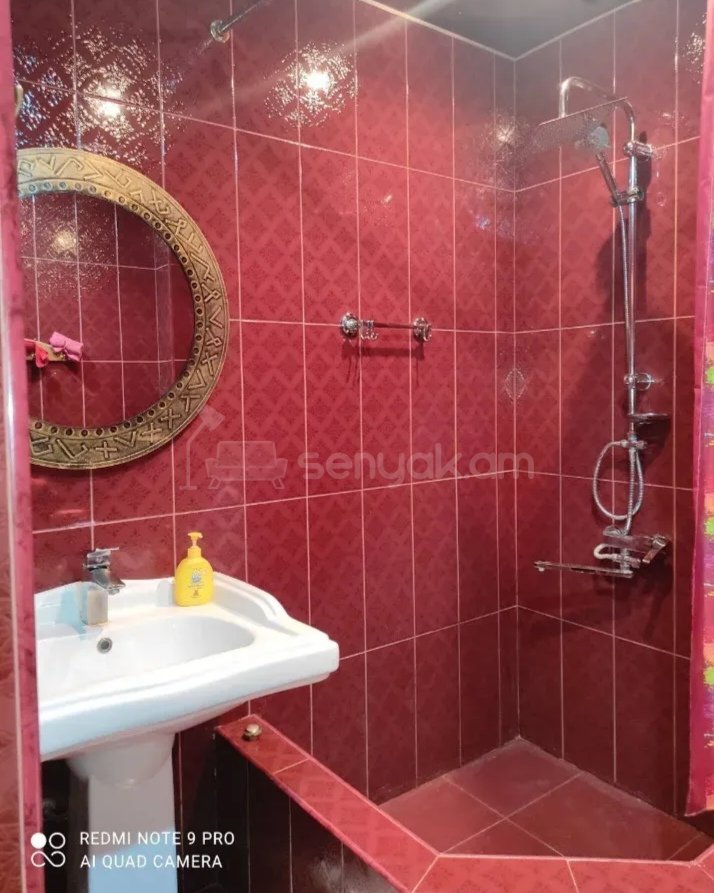 2 Սենյականոց Բնակարան, 50քմ, 5/9 հարկ, Նորմալ Վիճակում, Կահավորված