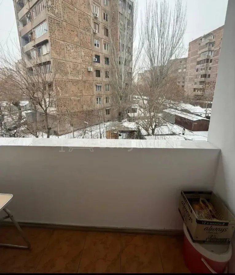 4 Սենյականոց Բնակարան Քարե Շենքում, 105քմ, 3/5 հարկ, Կոսմետիկ Վերանորոգված