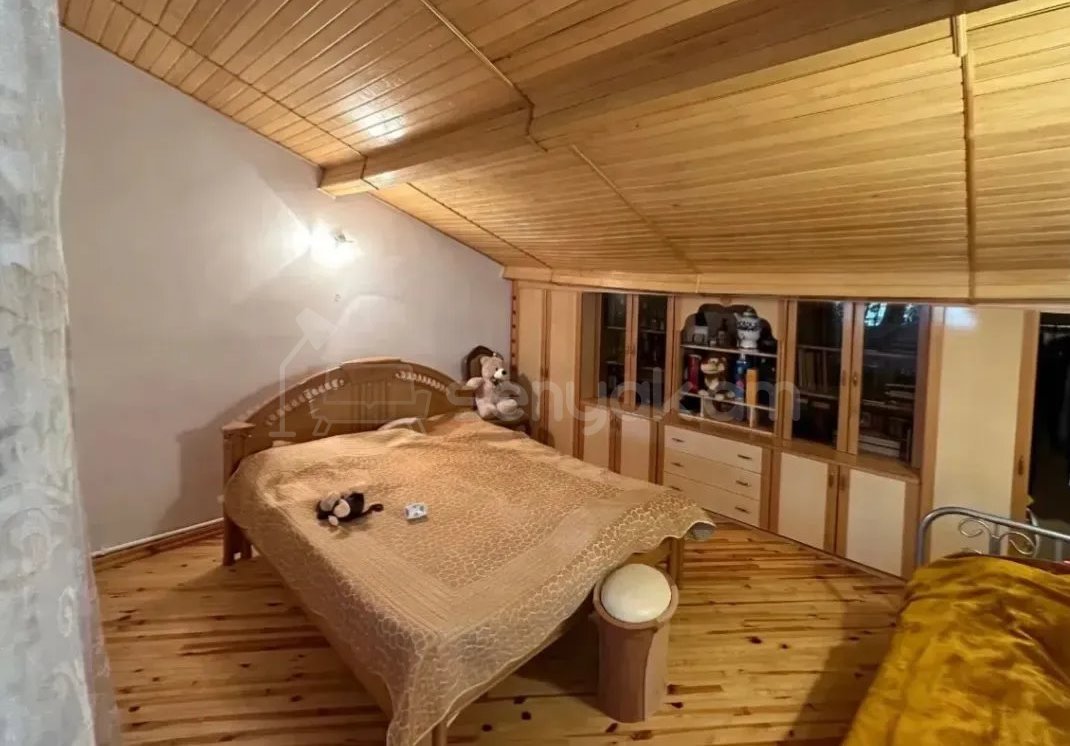 5 Սենյականոց Սեփական Տուն, 334քմ, Կոսմետիկ Վերանորոգված, Ավտոտնակով