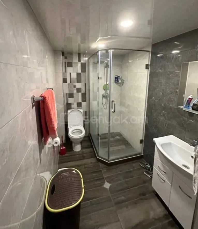 5 Սենյականոց Սեփական Տուն, 334քմ, Կոսմետիկ Վերանորոգված, Ավտոտնակով