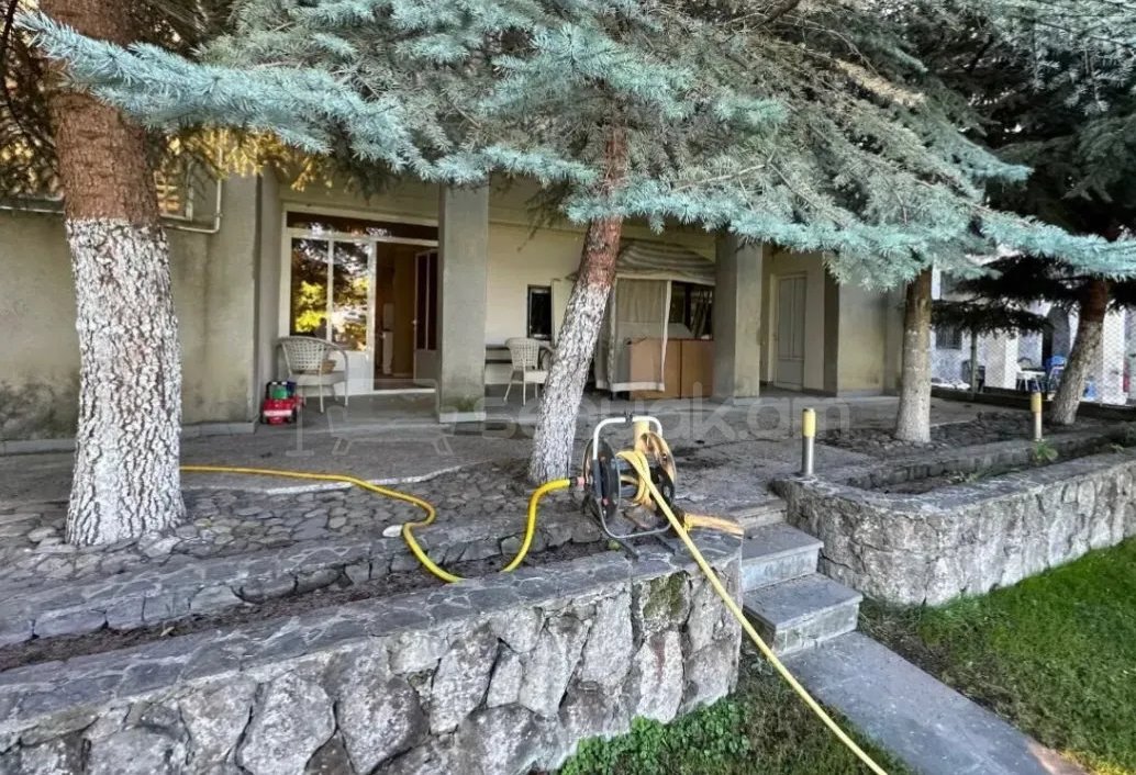 5 Սենյականոց Սեփական Տուն, 334քմ, Կոսմետիկ Վերանորոգված, Ավտոտնակով