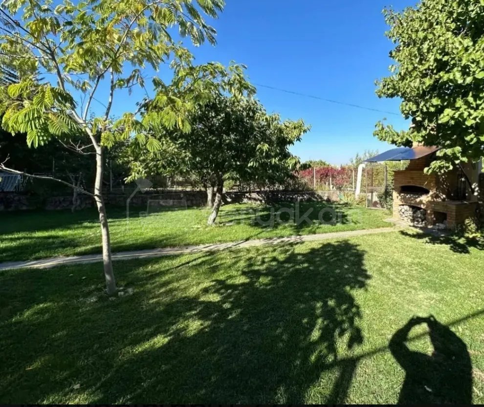 5 Սենյականոց Սեփական Տուն, 334քմ, Կոսմետիկ Վերանորոգված, Ավտոտնակով