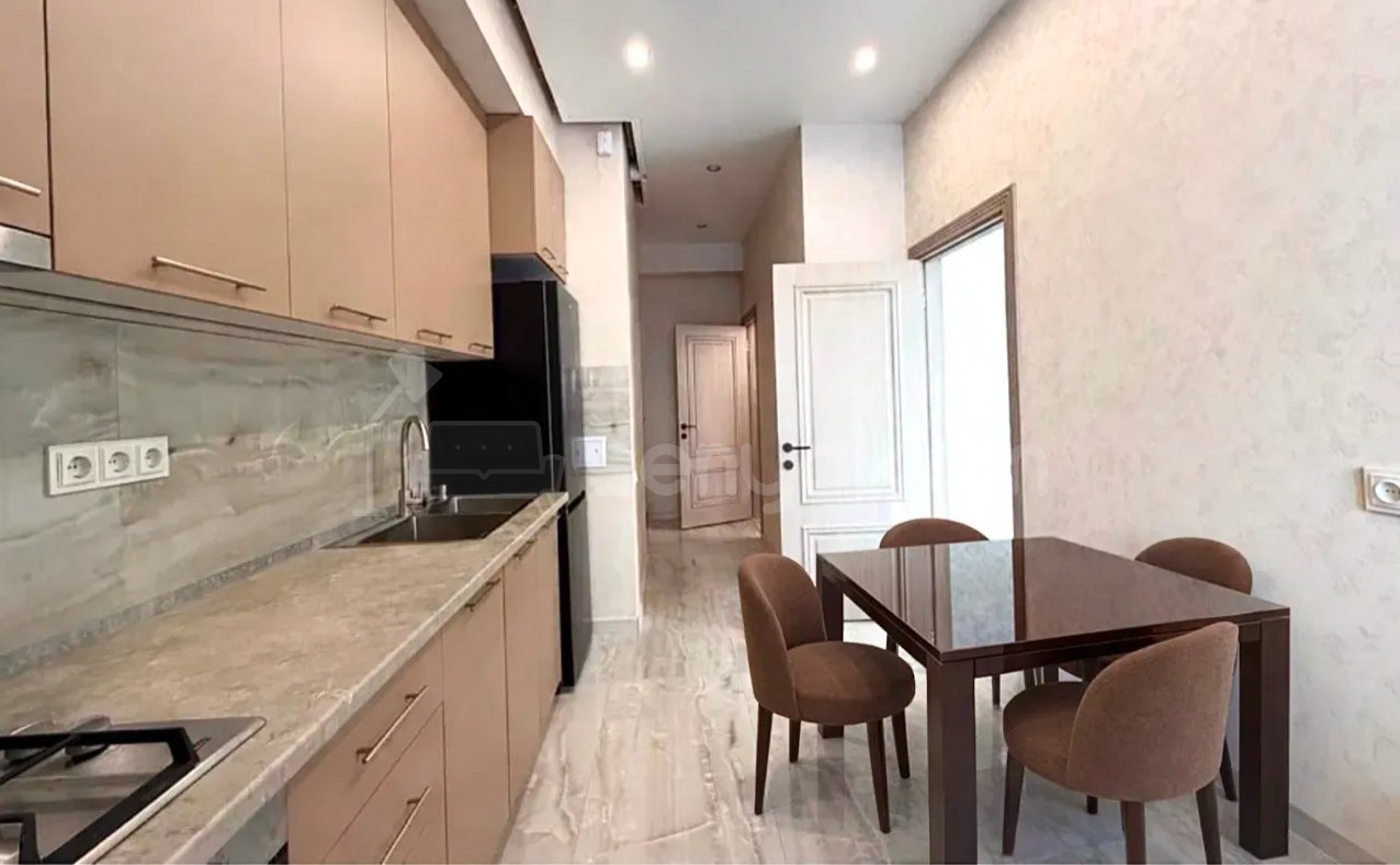 3 Սենյականոց Բնակարան Նորակառույցում, 75քմ, 5/14 հարկ, Դիզայներական Վերանորոգված, Կահավորված