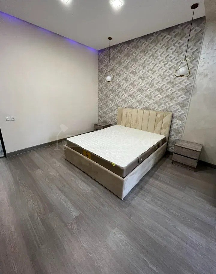 2 Սենյականոց Բնակարան Քարե Շենքում, 72քմ, 3/4 հարկ, Կապիտալ Վերանորոգված