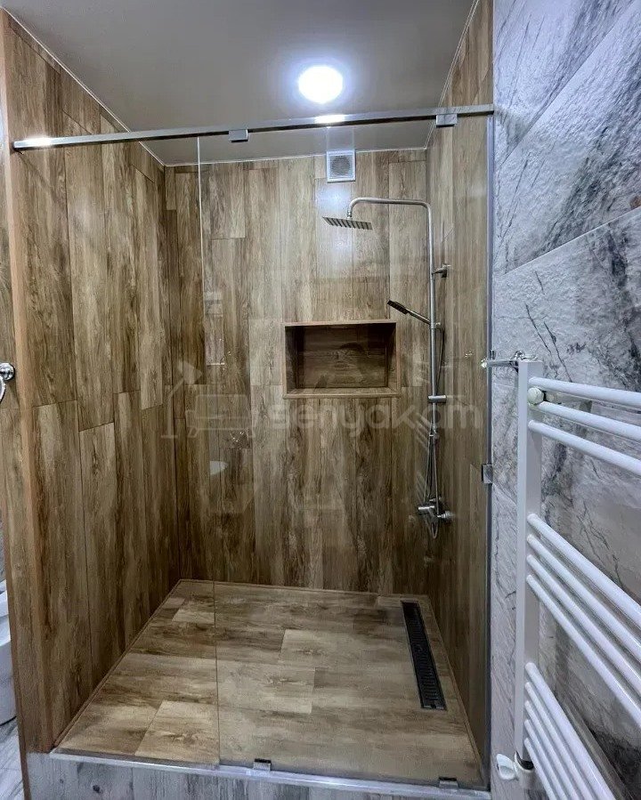 2 Սենյականոց Բնակարան Քարե Շենքում, 72քմ, 3/4 հարկ, Կապիտալ Վերանորոգված