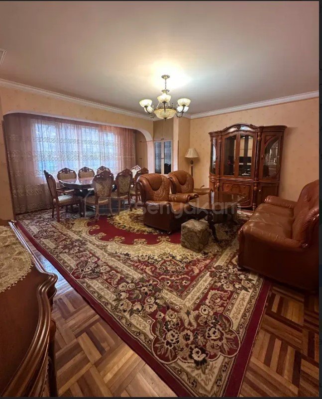 4 Սենյականոց Բնակարան, 100քմ, 2/9 հարկ, Կապիտալ Վերանորոգված, Կահավորված