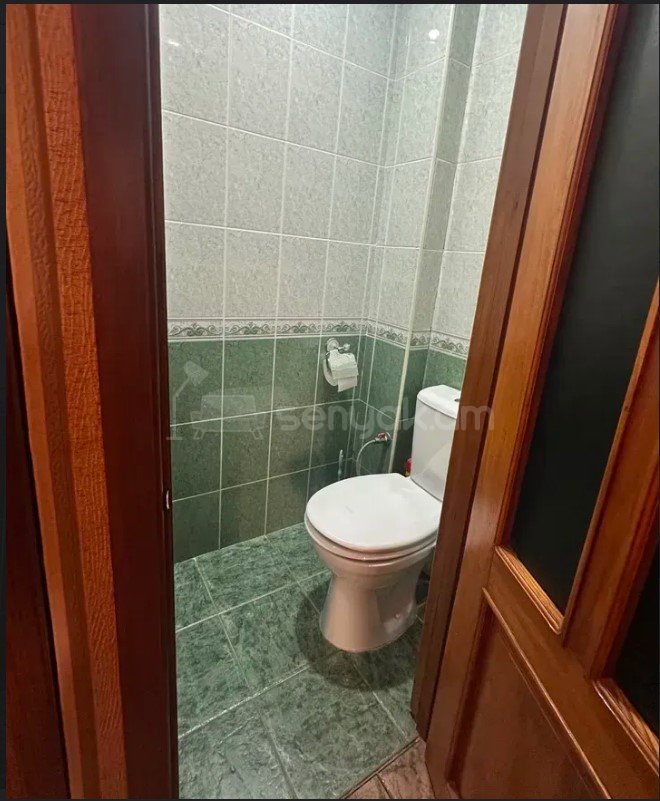 4 Սենյականոց Բնակարան, 100քմ, 2/9 հարկ, Կապիտալ Վերանորոգված, Կահավորված