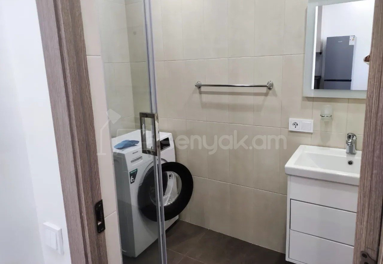 2 Սենյականոց Բնակարան Նորակառույցում, 59քմ, 16/18 հարկ, Կապիտալ Վերանորոգված