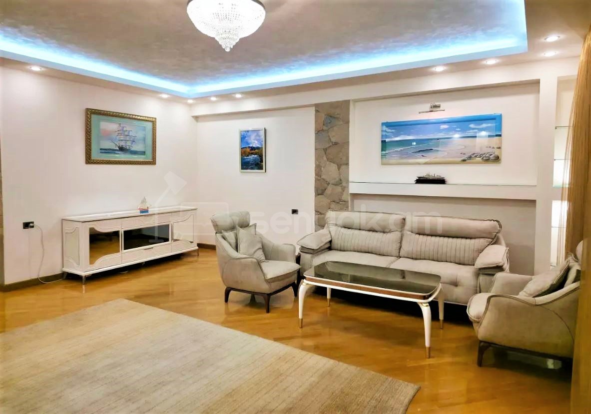 3 Սենյականոց Բնակարան, 150քմ, 4/8 հարկ, Կապիտալ Վերանորոգված, Կահավորված