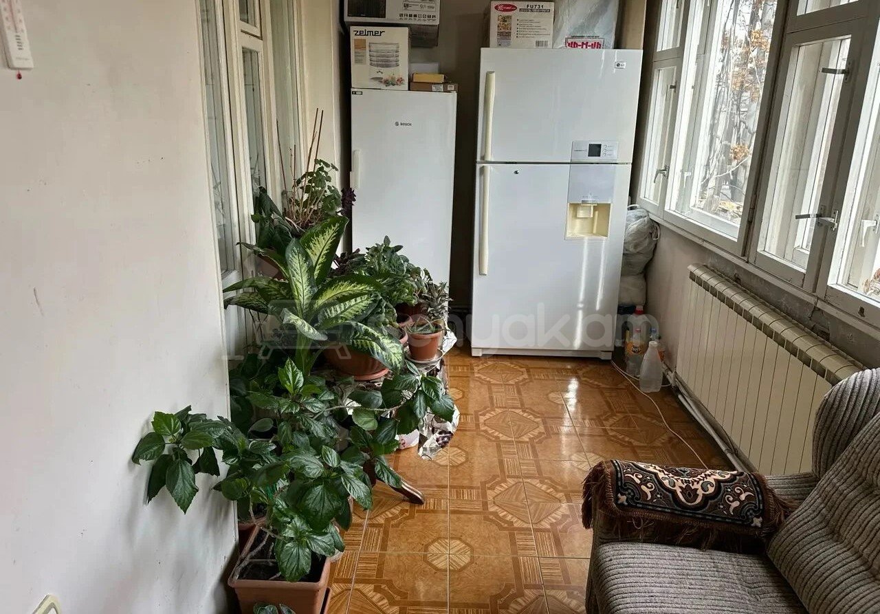 3 Սենյականոց Բնակարան, 80քմ, 2/9 հարկ, Նորմալ Վիճակում