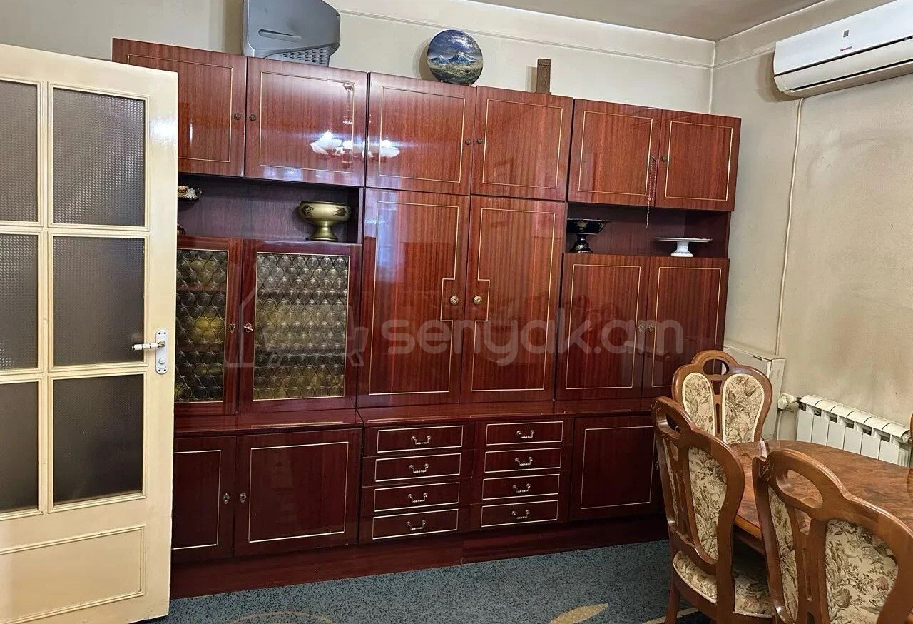 3 Սենյականոց Բնակարան, 80քմ, 2/9 հարկ, Նորմալ Վիճակում