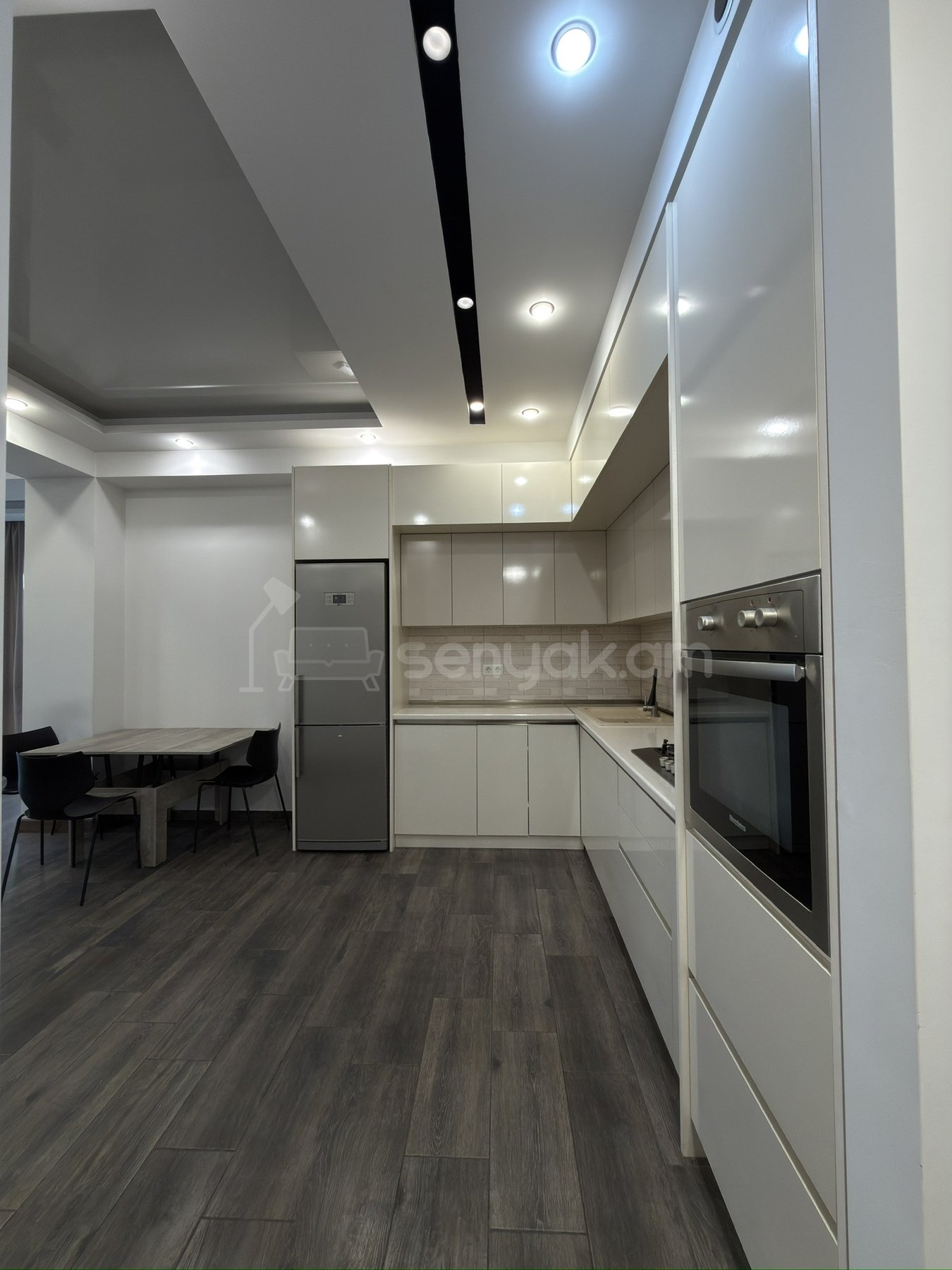 2 Սենյականոց Բնակարան Նորակառույցում, 67քմ, 6/13 հարկ, Դիզայներական Վերանորոգված