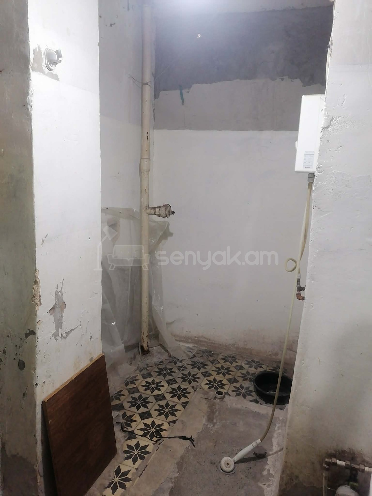 1 Սենյականոց Բնակարան, 47քմ, 1/9 հարկ, Զրոյական Վիճակում